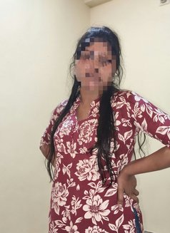 Shreya Singh - puta in Navi Mumbai Photo 4 of 5