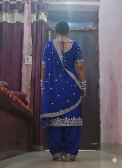 Shreya Singh - Acompañantes transexual in New Delhi Photo 6 of 8