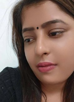 Shreya - puta in Indore Photo 1 of 4