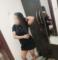 Shreya Thakur - escort in New Delhi