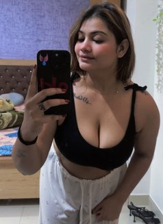 Shreyaaa - escort in Navi Mumbai Photo 2 of 5