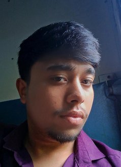 Shreyans - Male escort in Mumbai Photo 2 of 2