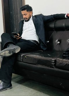 Shreyansh Ydv - Male escort in Lucknow Photo 6 of 7