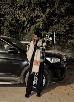 Shreyansh Ydv - Male escort in Lucknow Photo 9 of 9