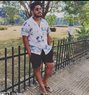 Shreyas32 - Acompañantes masculino in Pune Photo 1 of 3