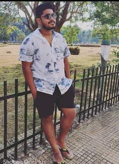Shreyas32 - Male escort in Pune Photo 1 of 1