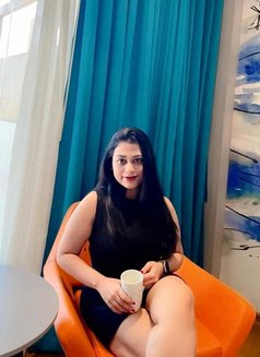 Anushka - escort in Gurgaon Photo 2 of 4