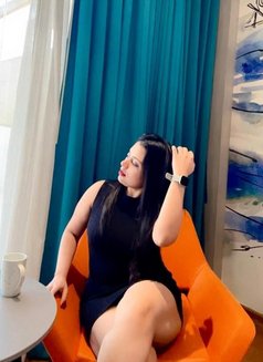 Anushka - escort in Gurgaon Photo 3 of 4