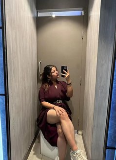 Shrija Escort Service - escort in Navi Mumbai Photo 2 of 4