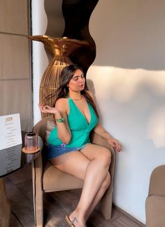 Shrija - escort in Chennai Photo 2 of 4