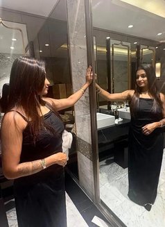 Shrija - escort in Chennai Photo 4 of 4