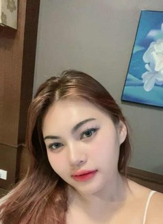 Serene - masseuse in Jaffna Photo 4 of 5