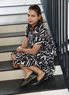 Shrishti Here Cam or Real Meet - escort in Bangalore Photo 1 of 1