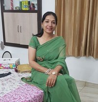 Shriya Escort Service Malayalam - escort in Kochi