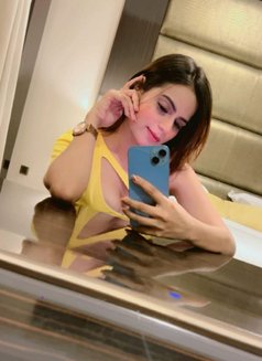 Shriya from India @ hotel on S.Z.Road - escort in Dubai Photo 9 of 9
