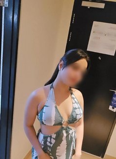 Shriya white skin Indian model - escort in Dubai Photo 5 of 6