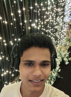 Shrutesh - Male escort in Mumbai Photo 4 of 4