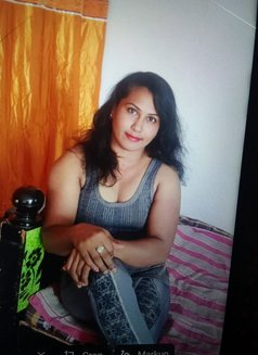 Shruthi - escort in Hyderabad Photo 2 of 2