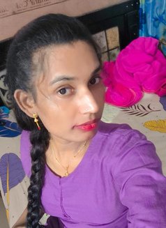 Shruthi Reddy - escort in Hyderabad Photo 2 of 3