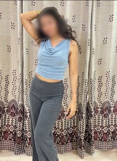 Shruti Available In - escort in Ghaziabad Photo 1 of 4