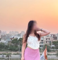 Shruti Available In - escort in Lucknow Photo 1 of 4
