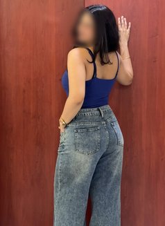 Shruti Available In - escort in Surat Photo 2 of 4