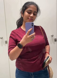 Shruti Available - escort in Kochi Photo 3 of 3