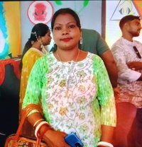 Shruti Chokroborty - escort in Kolkata