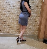 Shruti Dazzles - Transsexual escort in New Delhi