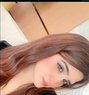 Shruti Delhi Girl - puta in Abu Dhabi Photo 1 of 2