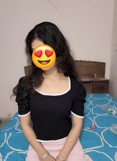 Shruti, Delhi Independent College Girl - escort in New Delhi Photo 3 of 8