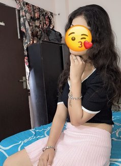 Shruti, Delhi Independent College Girl - escort in New Delhi Photo 4 of 8