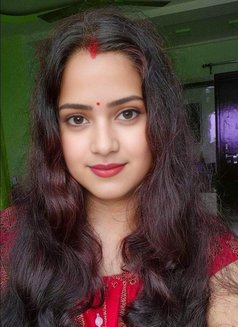 Shruti (Independent) Cam & Meet🦋🦋, Es - puta in Bangalore Photo 1 of 3