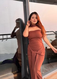 Shruti - escort in Chandigarh Photo 1 of 8