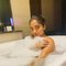 Shruti Cam session or real meat - puta in Kolkata Photo 2 of 4