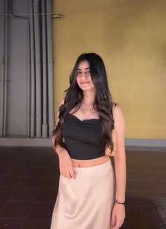 Shruti - escort in Lucknow Photo 3 of 3