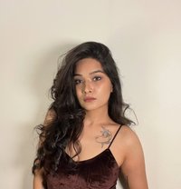 Shruti - escort in Navi Mumbai Photo 1 of 5