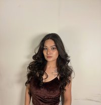 Shruti - puta in Navi Mumbai