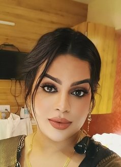 Shruti Krishnamurthy - Transsexual escort in Mumbai Photo 10 of 12