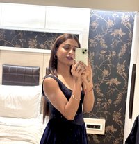 Shruti Rajput- independent friendly - Transsexual escort in Mumbai