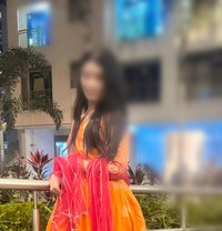Shruti Rajput Independent shemale mumbai - Transsexual escort in Mumbai Photo 1 of 9