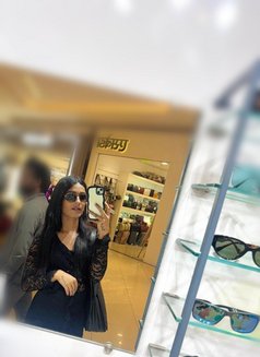 Shruti Rajput ( Independent ) shemale - Transsexual escort in Mumbai Photo 3 of 8