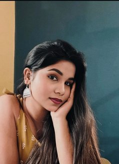 Shruti ( Real meet and Cam ) - escort in Hyderabad Photo 6 of 8