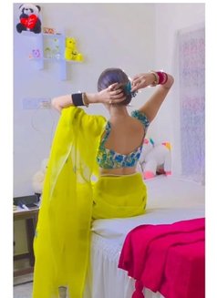 Shruti Shah - puta in Vadodara Photo 2 of 2