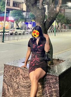 Shruti hand cash service - escort in Kathmandu Photo 2 of 2