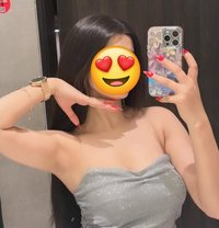 Shreya Sharma - escort in Dubai Photo 4 of 6