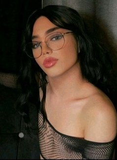 Shsho - Transsexual escort in Beirut Photo 3 of 3