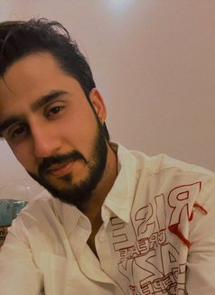 Shub - Acompañantes masculino in New Delhi Photo 6 of 10