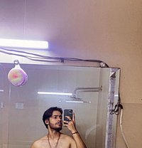 SHUBH 🏻 - Acompañantes masculino in New Delhi