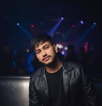 Shubh - Male escort in New Delhi